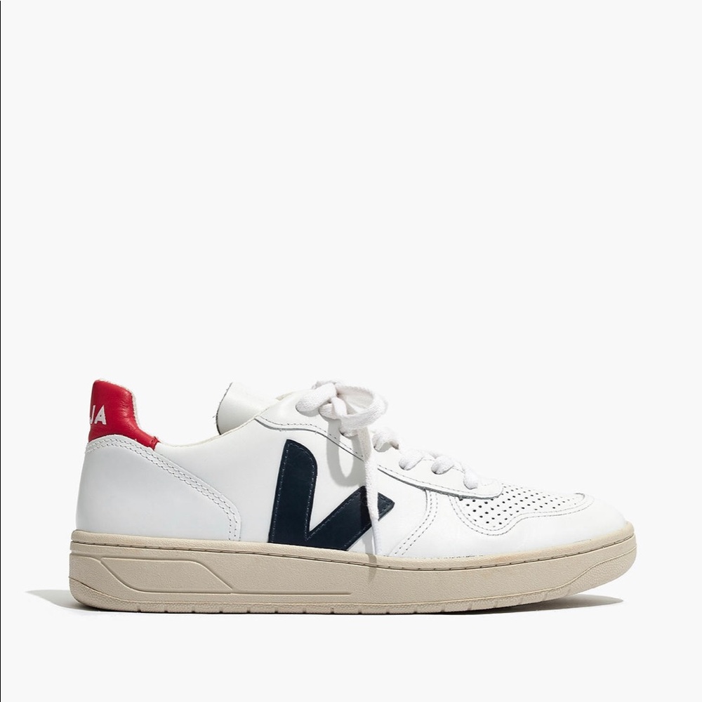 Veja V-10 Sneakers in Colorblock size 39